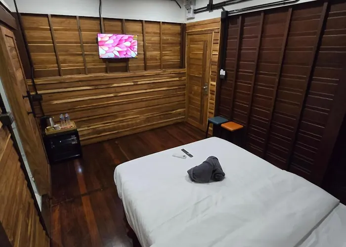 فندق مبيت وإفطار Baanyaay Phra Nakhon 3*